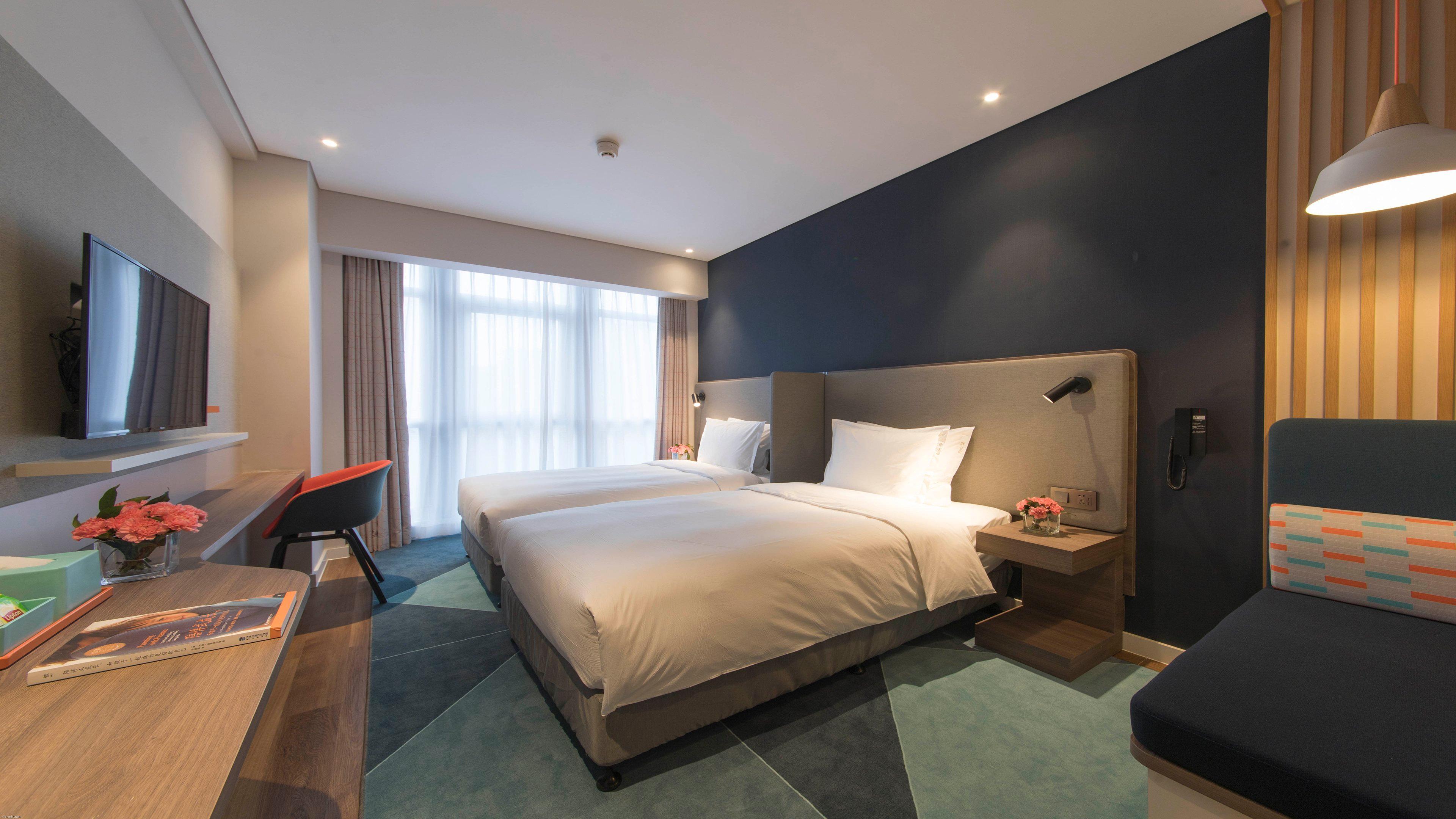 Holiday Inn Express Liyang Huafu, an IHG Hotel Bagian luar foto