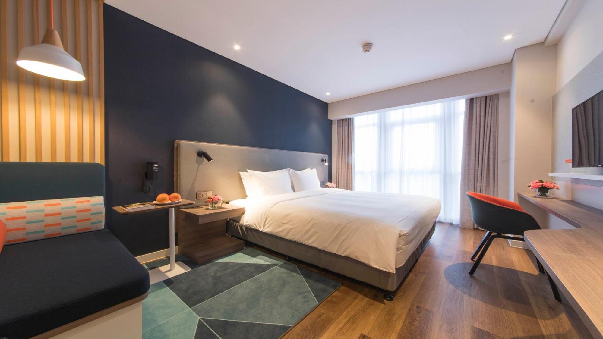Holiday Inn Express Liyang Huafu, an IHG Hotel Bagian luar foto